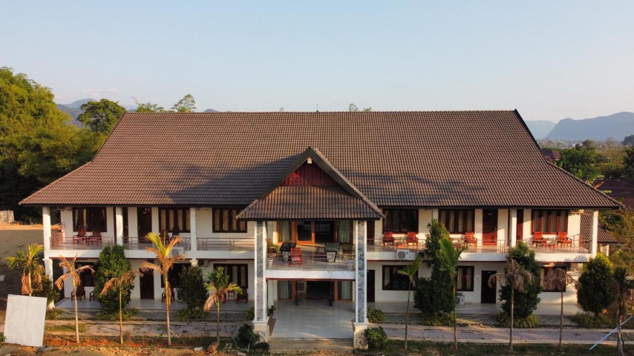 Vang vieng Garden Hotel Buitenkant foto